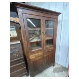 Oak kitchen jelly cupboard