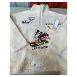 Womenï¿½s Licensed Winter Sherpa Pullover, M