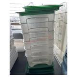 6- 2 quart food containers with green lids