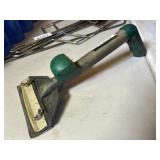 Grill scraper