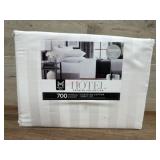 Queen 700-Thread Count Sheet Set