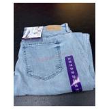 Women's Light Wash Denim Jeans, Size 16