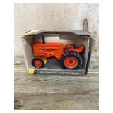Die-Cast John Deere 1947 'MT' Tractor Model