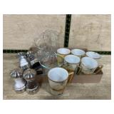 Flat of tea cups/ Salt and pepper shakers and