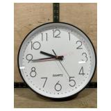 12 inch round quartz wall clock