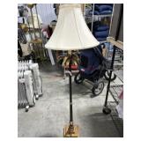 Pineapple design floor lamp