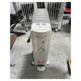 Radiator style electric heater