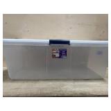 Large clear tote with lid