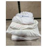 Full size sheets and pillowcases