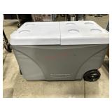 Grey Rubbermaid cooler