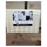 Queen-Size 700-Thread-Count Cotton Sheet Set