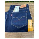 Size 12 Levi