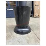 Black planter
