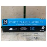 White Disposable Plastic Spoons, 600 Count