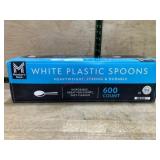 600 White Plastic Spoons