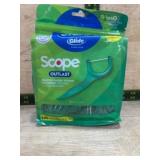 Package of 300 Scope Outlast Floss Picks