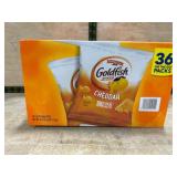 36 Cheddar Goldfish Snack Packs