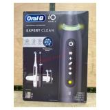 Oral-B iO Series 5 Rechargeable Toothbrush Set