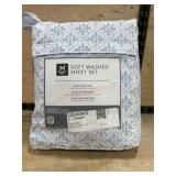 Soft Washed King Sheet Set with Snowflake Print