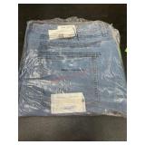Women's 22W Pants in Light Wash Denim