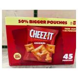 Cheez-It Original Baked Snack Crackers, 45 Pouches
