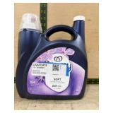 Liquid Laundry Fabric Softener, Floral Scent
