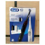 Oral-B iO Series 2 Electric Toothbrush Set