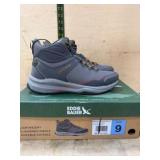 Men's Grey Outdoor Boots, Size 9