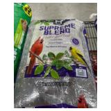 Supreme Blend Wild Bird Food