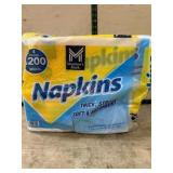 Pack of 200 Soft and Absorbent Napkins