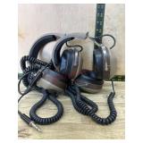 Flat with 3 sets of head phones