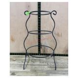 Decorative wrought iron plate stand