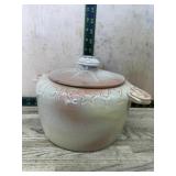 Frankoma cookie jar with lid