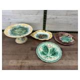Flat with 3 decorator plates and 1 pedestal plate