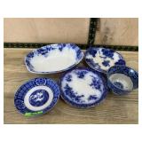 5 Pieces of blue porcelain antique bowls