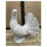 Lladro Dove figure