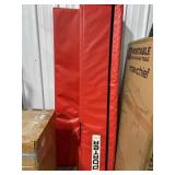 Volleyball upright pads