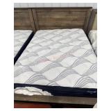 SERTA QUEEN SIZE MATRESS AND BOX SPRINGS