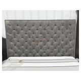 VELEVET GREY TUFTED KING SIZE BED, NO BEDDING