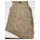 Sleeveless Knitted Women's Sweater in Medium Size