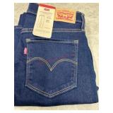Levi's Women's 314 Shaping Straight Jeans, Size 29