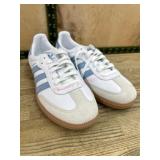 Adidas Sneakers in White, Size 8