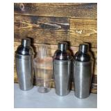 4 mixed drink shakers