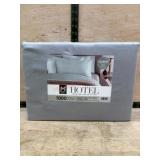 Queen-Size 1000-Thread-Count Cotton Sheet Set