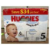 Huggies Snug & Dry Size 5 Diapers, Box of 186