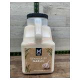 Granulated Garlic in Plastic Container