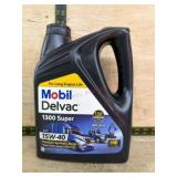 Mobil Delvac 1300 Super 15W-40 Engine Oil