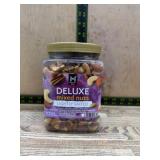 Deluxe Mixed Nuts with Light Salt