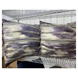 2 fabric sofa pillows