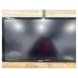 Samsung 28' 4k led- scratched casing- no cables
